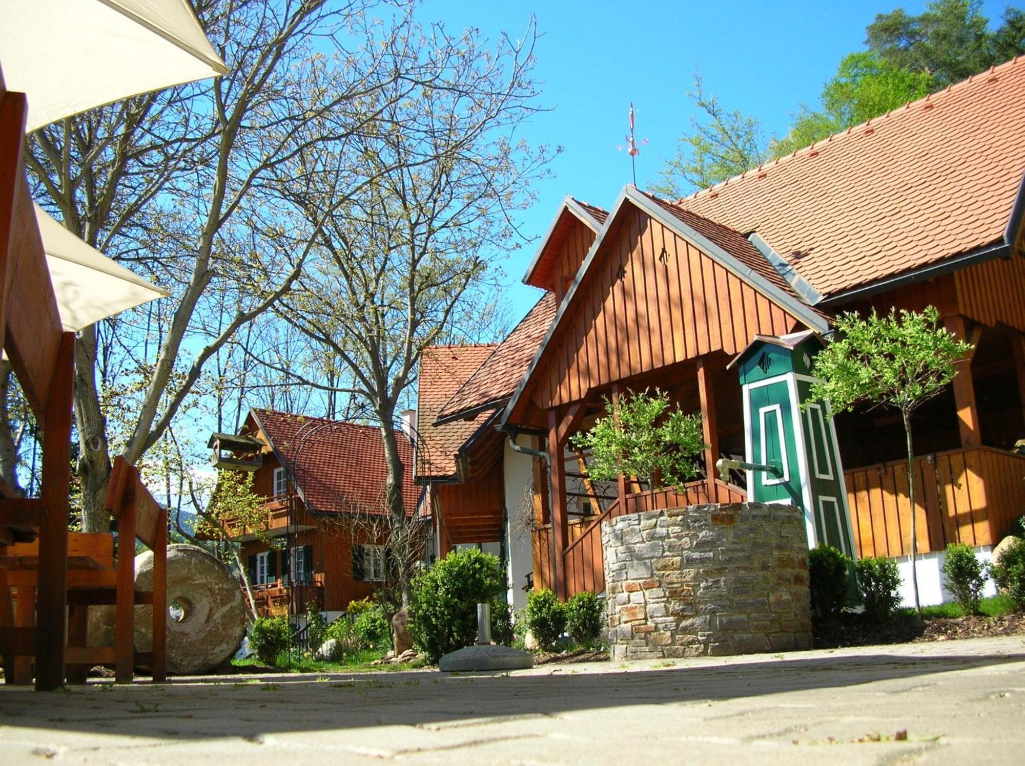 Gasthof Stegweber Schwanberg エクステリア 写真