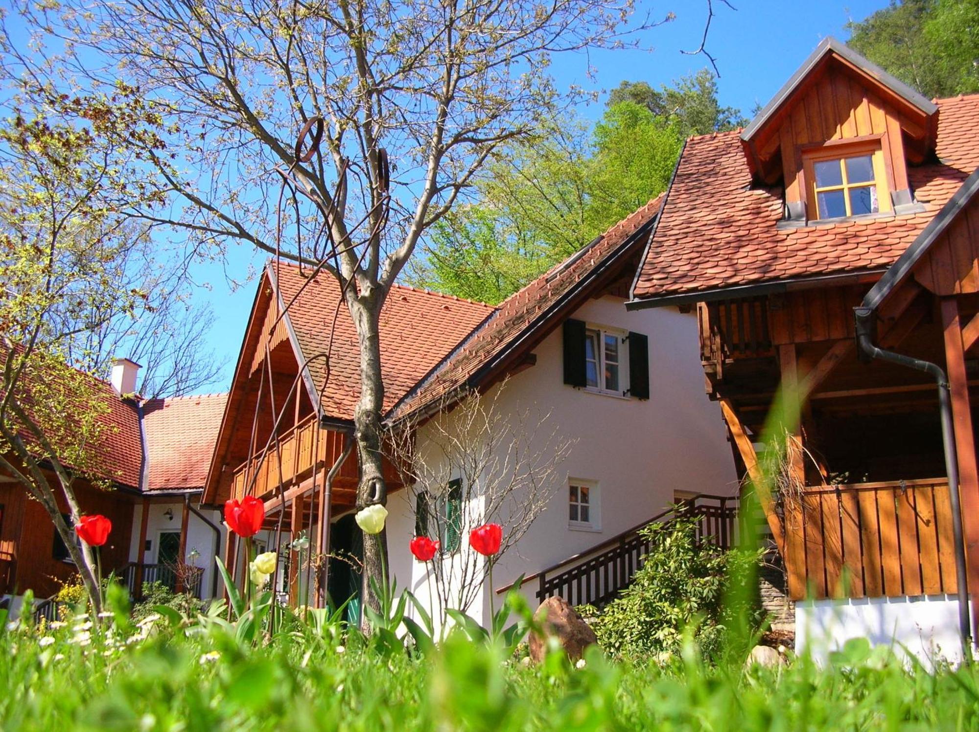 Gasthof Stegweber Schwanberg エクステリア 写真